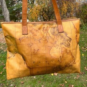 alviero martini vintage shoulder bag